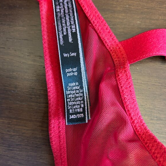 Victoria's Secret Women Very Sexy Push Up Bra Padded Underwire Red 34D Lace - Picture 9 of 16
